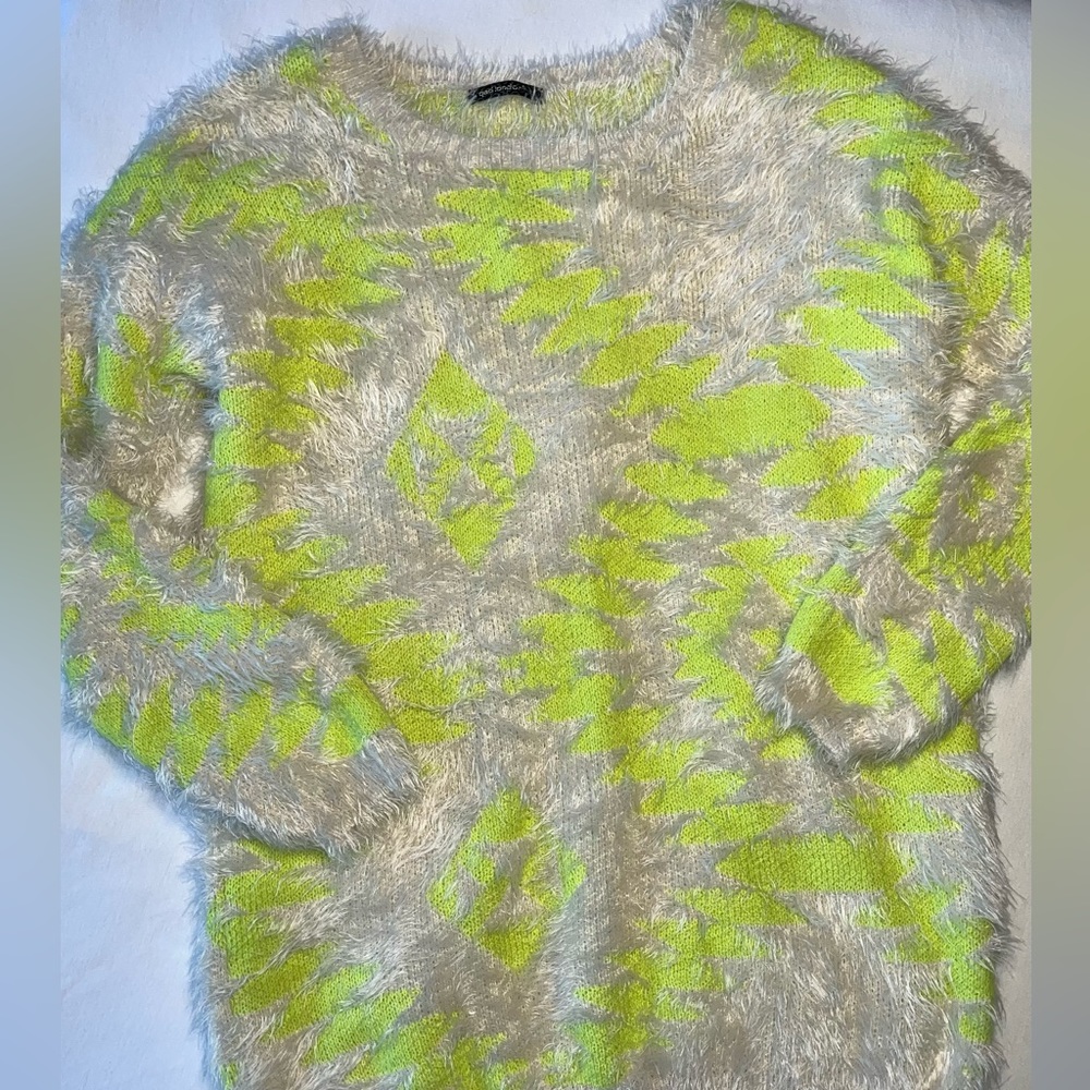 QED London pullover